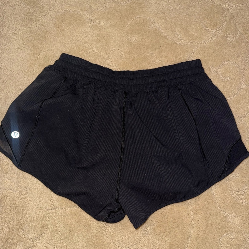 lululemon Hotty Hot Low Rise Shorts